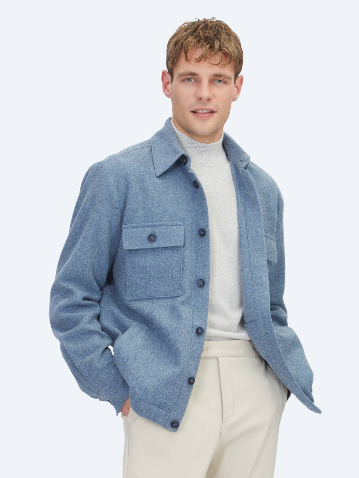 Blaues Overshirt