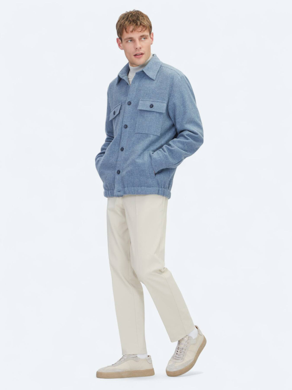 Blaues Overshirt