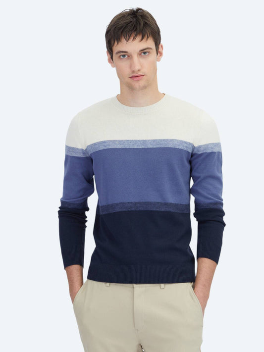 Marineblauer Strickpullover