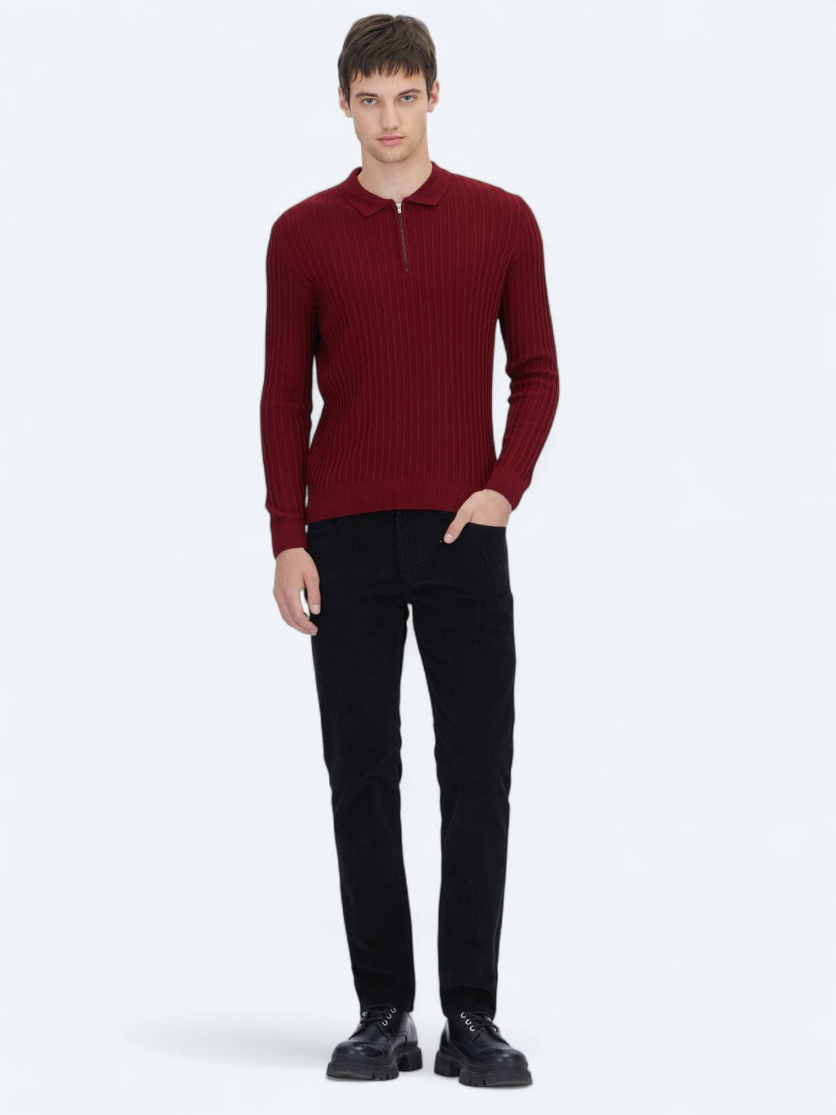 Rotes Strick-Sweatshirt