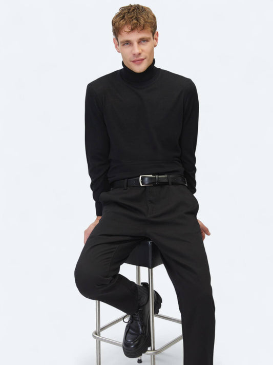 Schwarzes Strick-Sweatshirt