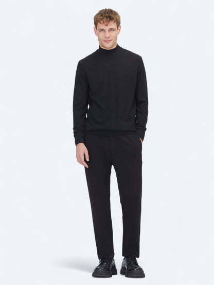 Schwarzes Strick-Sweatshirt