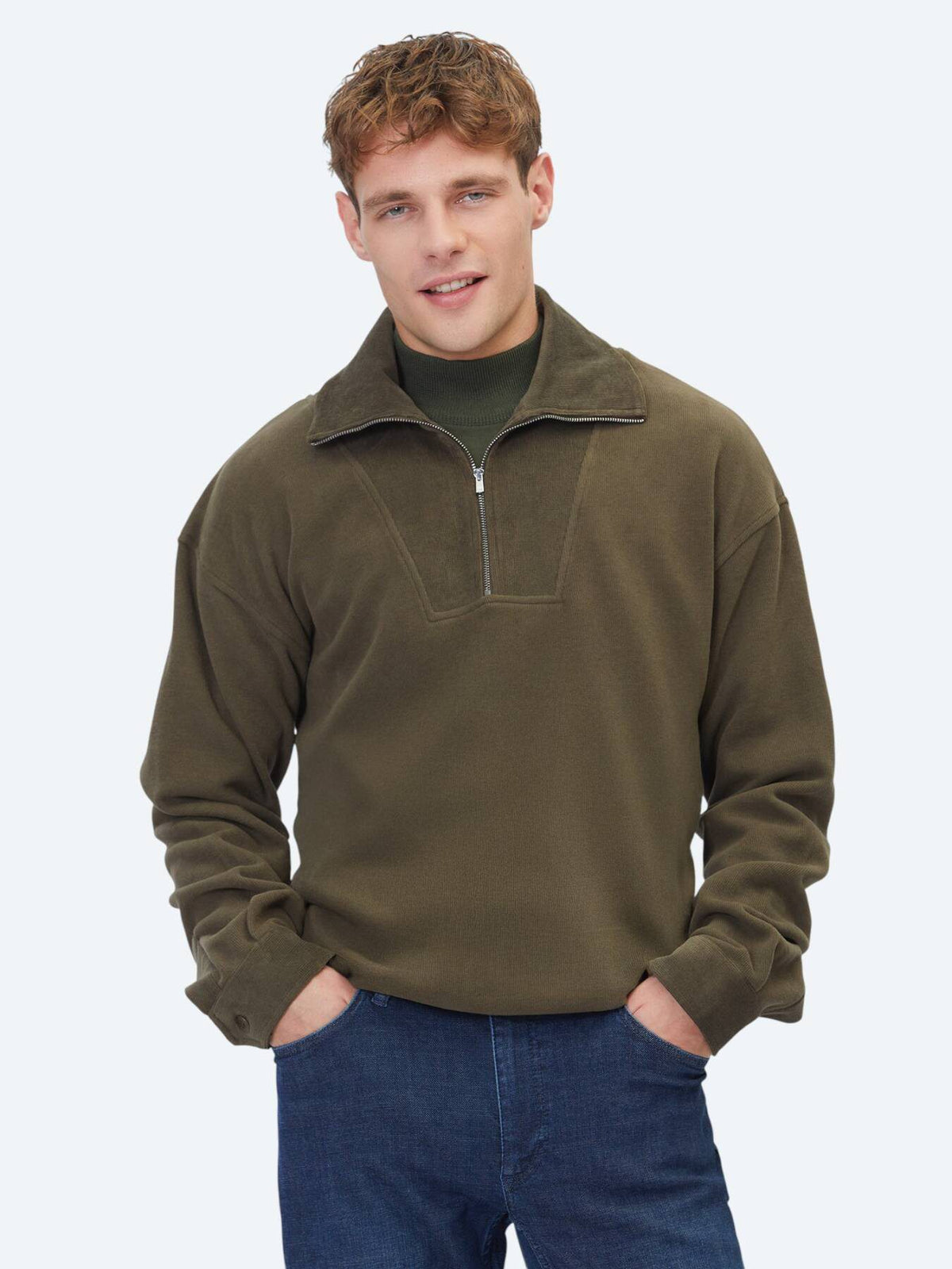 Khaki Rollkragen gestreifter Pullover