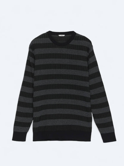 Schwarzes Strick-Sweatshirt