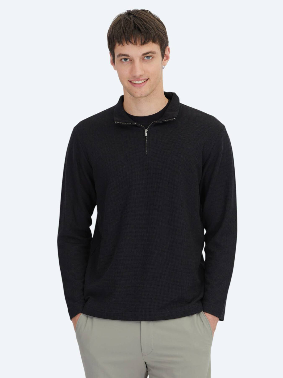 Schwarzes Ripp-Crewneck-T-Shirt