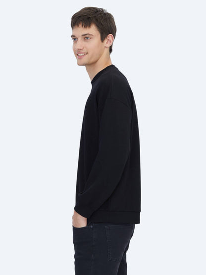 Schwarzer Rundhalsausschnitt Bedruckter Pullover