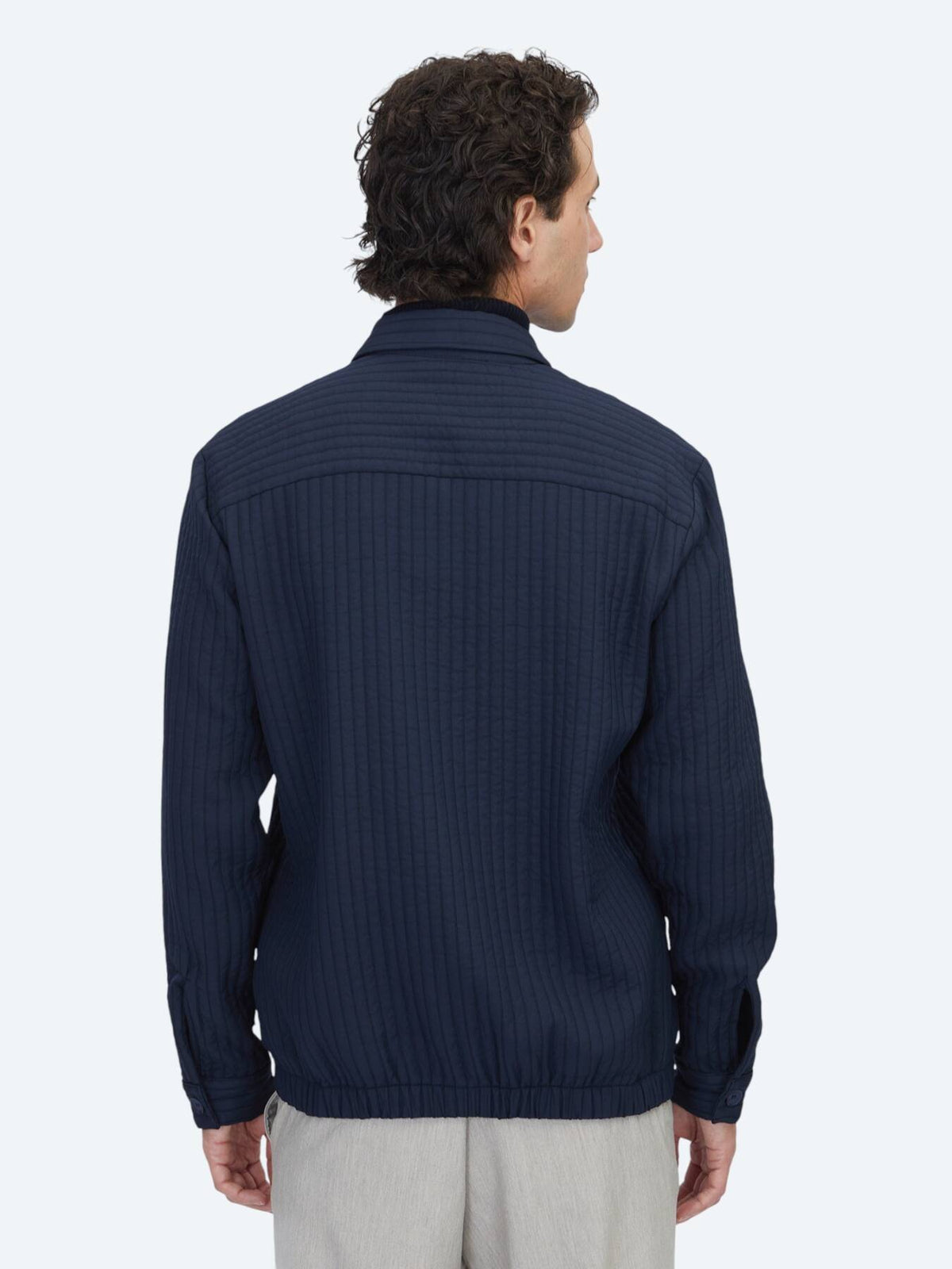Marineblaues Overshirt