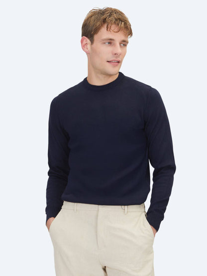Marineblauer Strickpullover