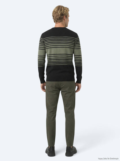 Schwarzes Strick-Sweatshirt
