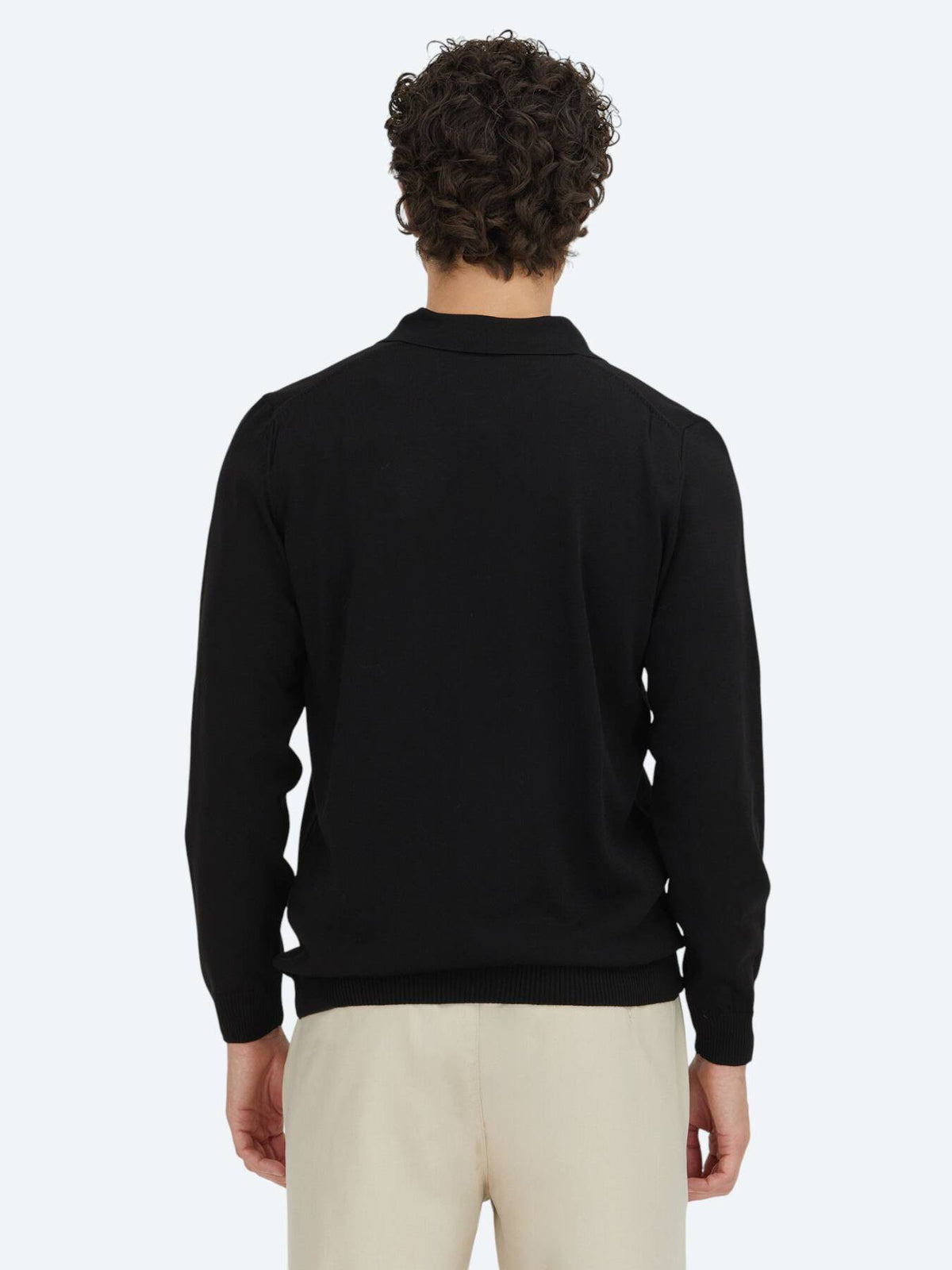 Schwarzes Strick-Sweatshirt