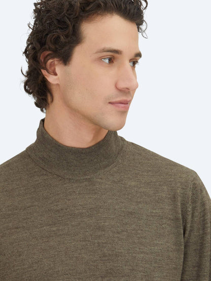 Dunkelbeige Strickpullover