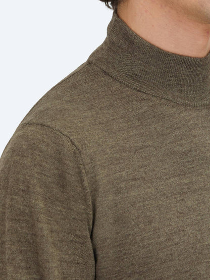 Dunkelbeige Strickpullover