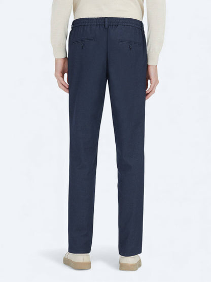Marineblaue Webstoff-Hose, klassisch