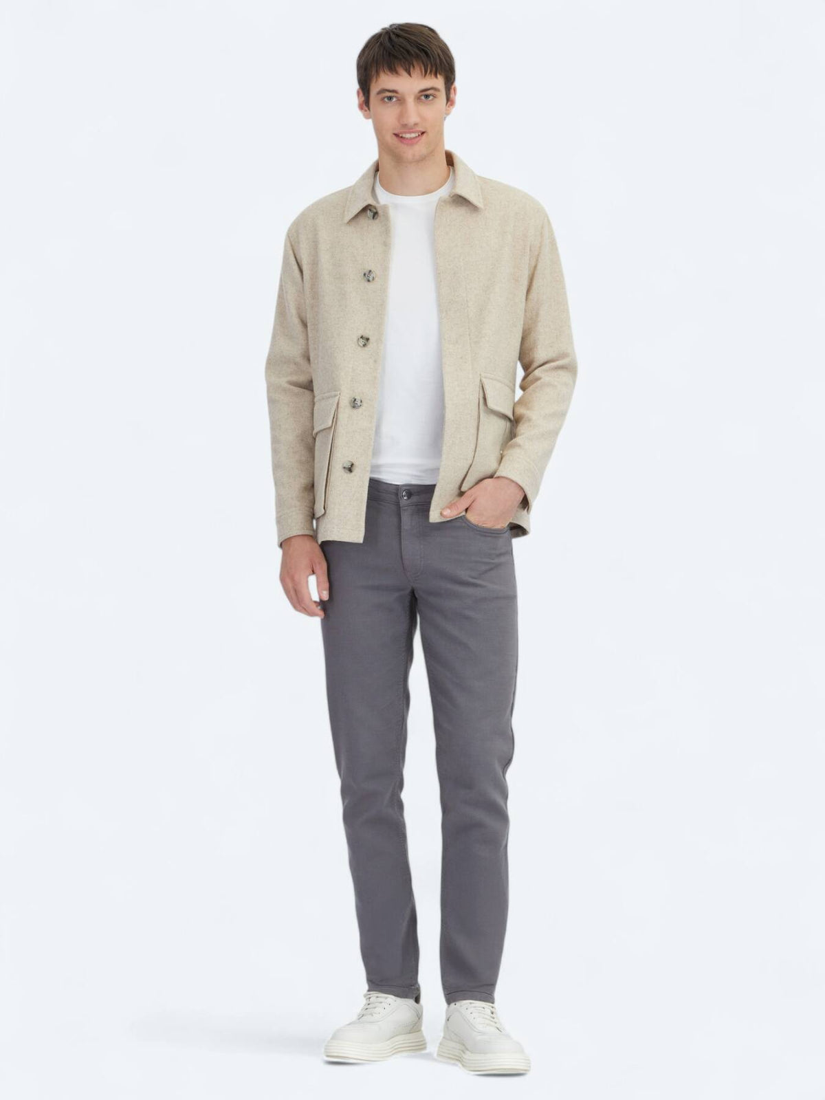 Beige Overshirt aus feinem Stoff