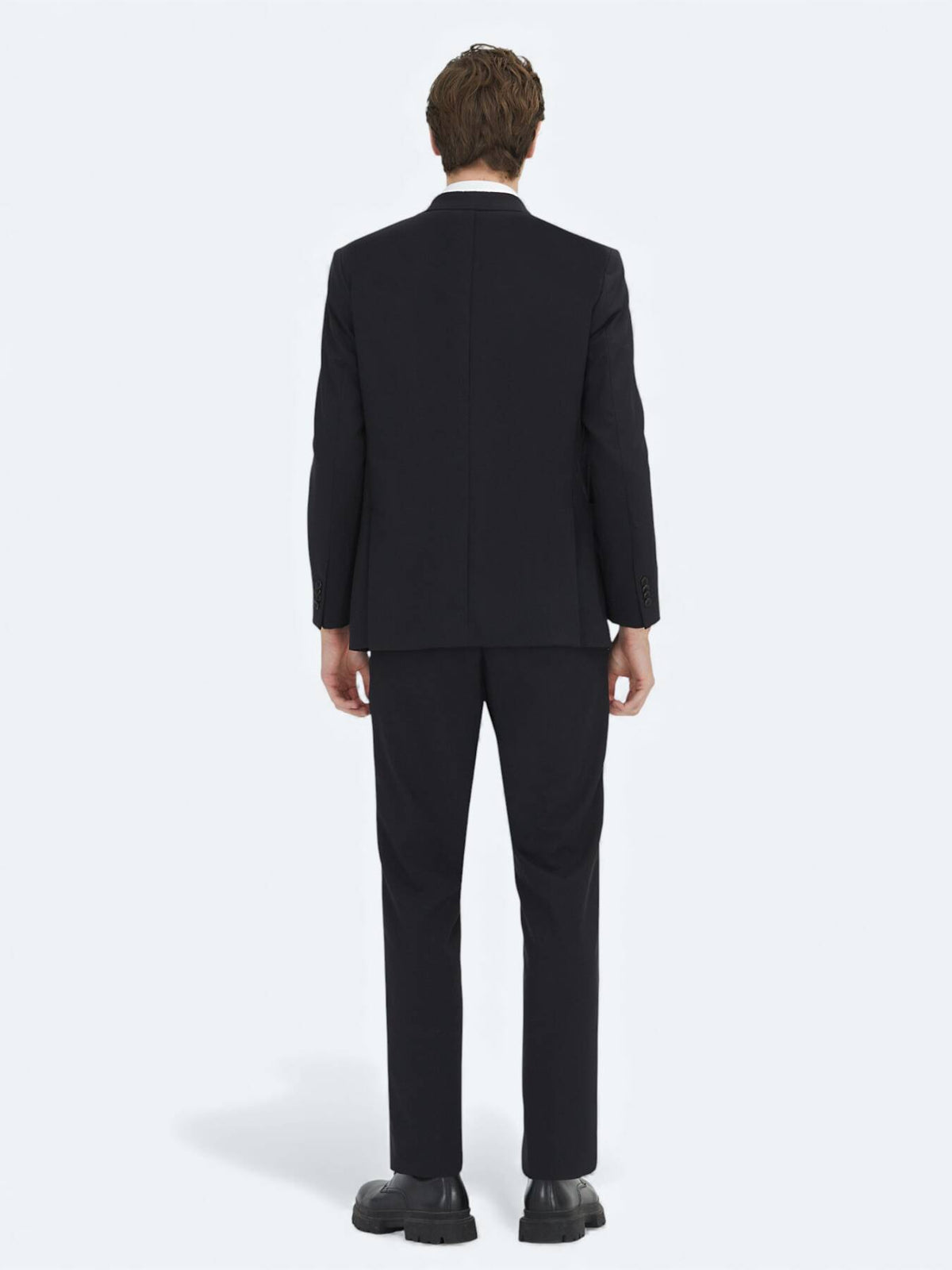 Schwarzer schlichter Anzug, Modern Fit