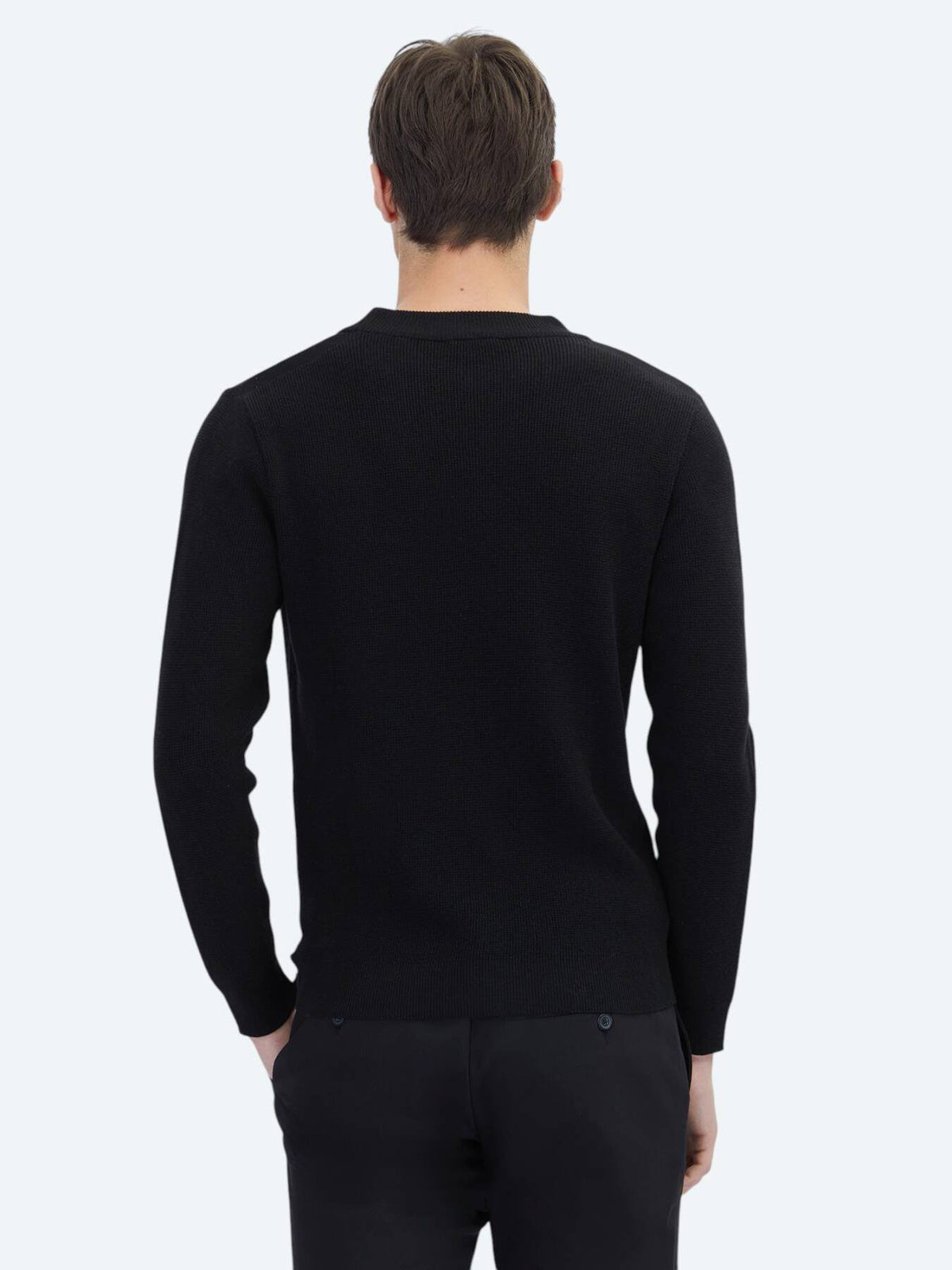 Schwarzes Strick-Sweatshirt