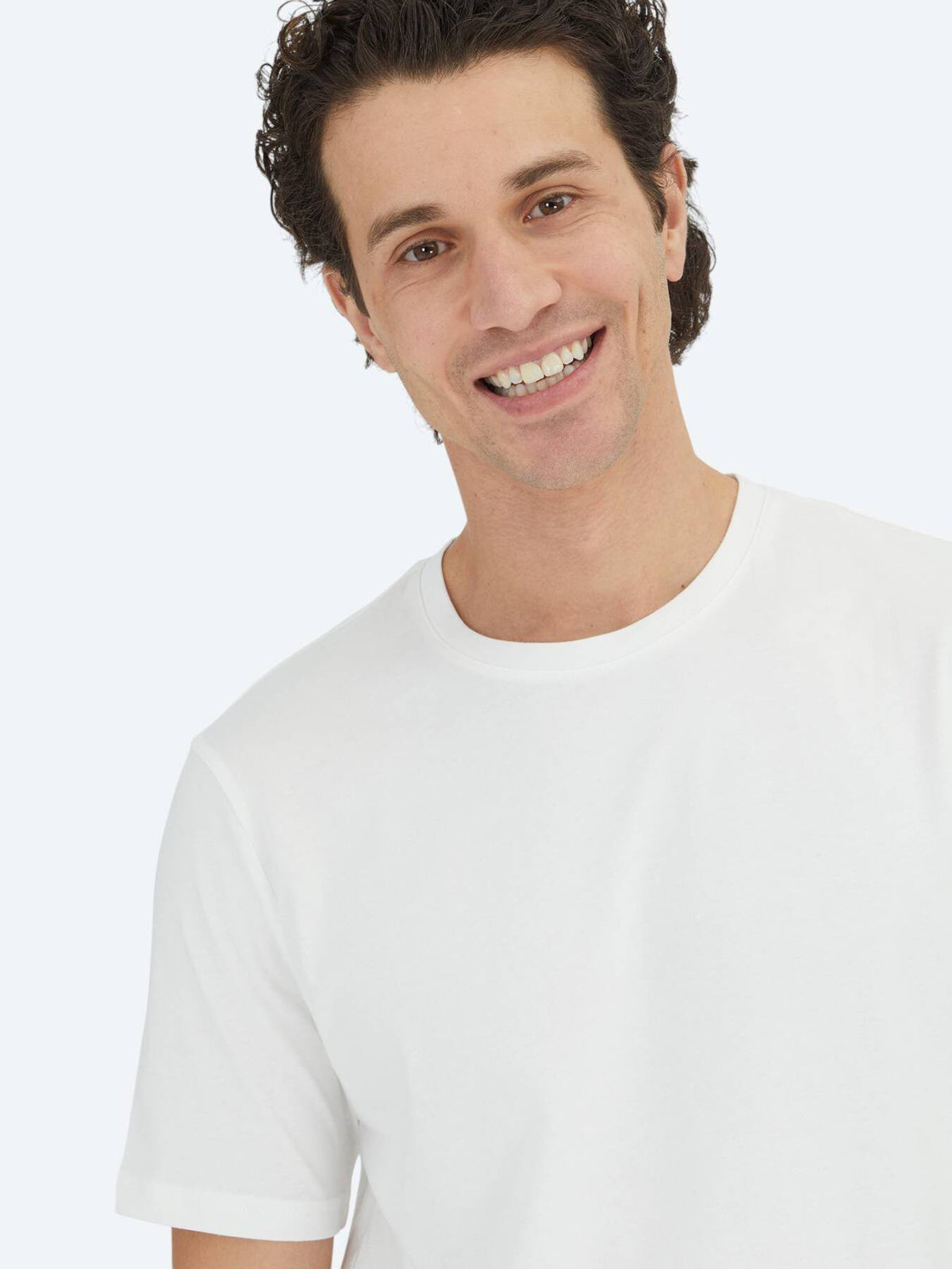 Weißes schlichtes Rundhals T-Shirt 100% Baumwolle