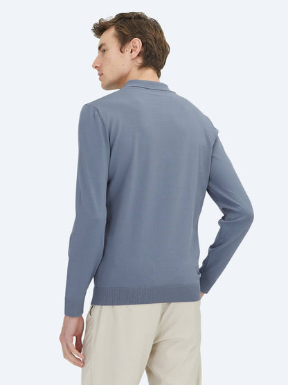 Hellblaues Strick-Sweatshirt