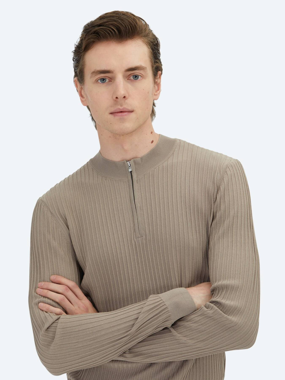 Sweatshirt aus hellem Nerz-Strickwaren