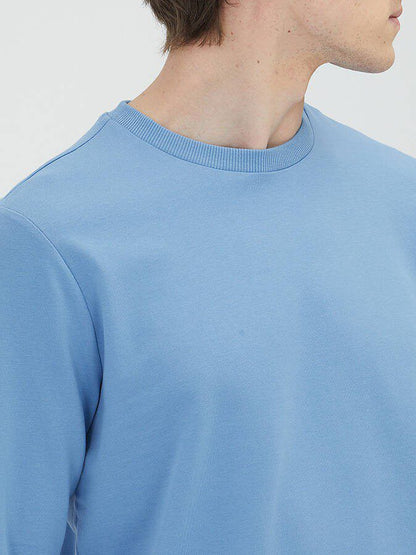 Blaues Sweatshirt mit Rundhalsausschnitt
