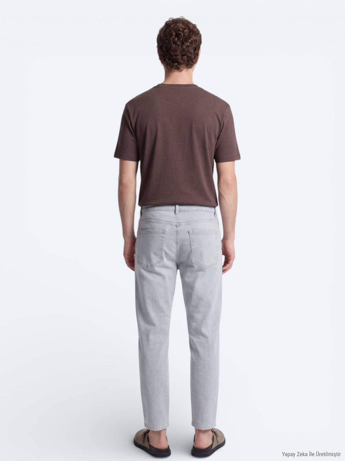 Braunes schlichtes T-Shirt