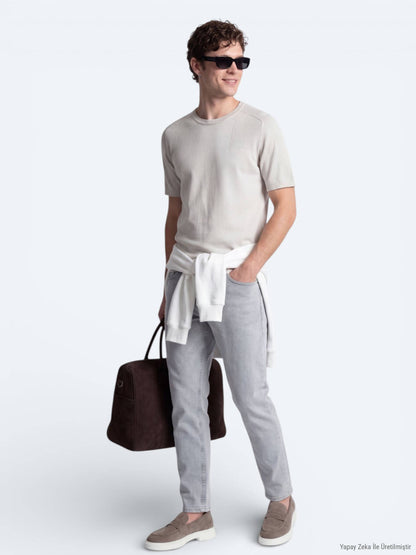 Helles Beige Strickwaren