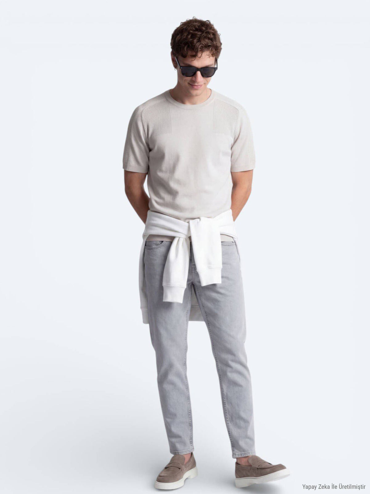 Helles Beige Strickwaren