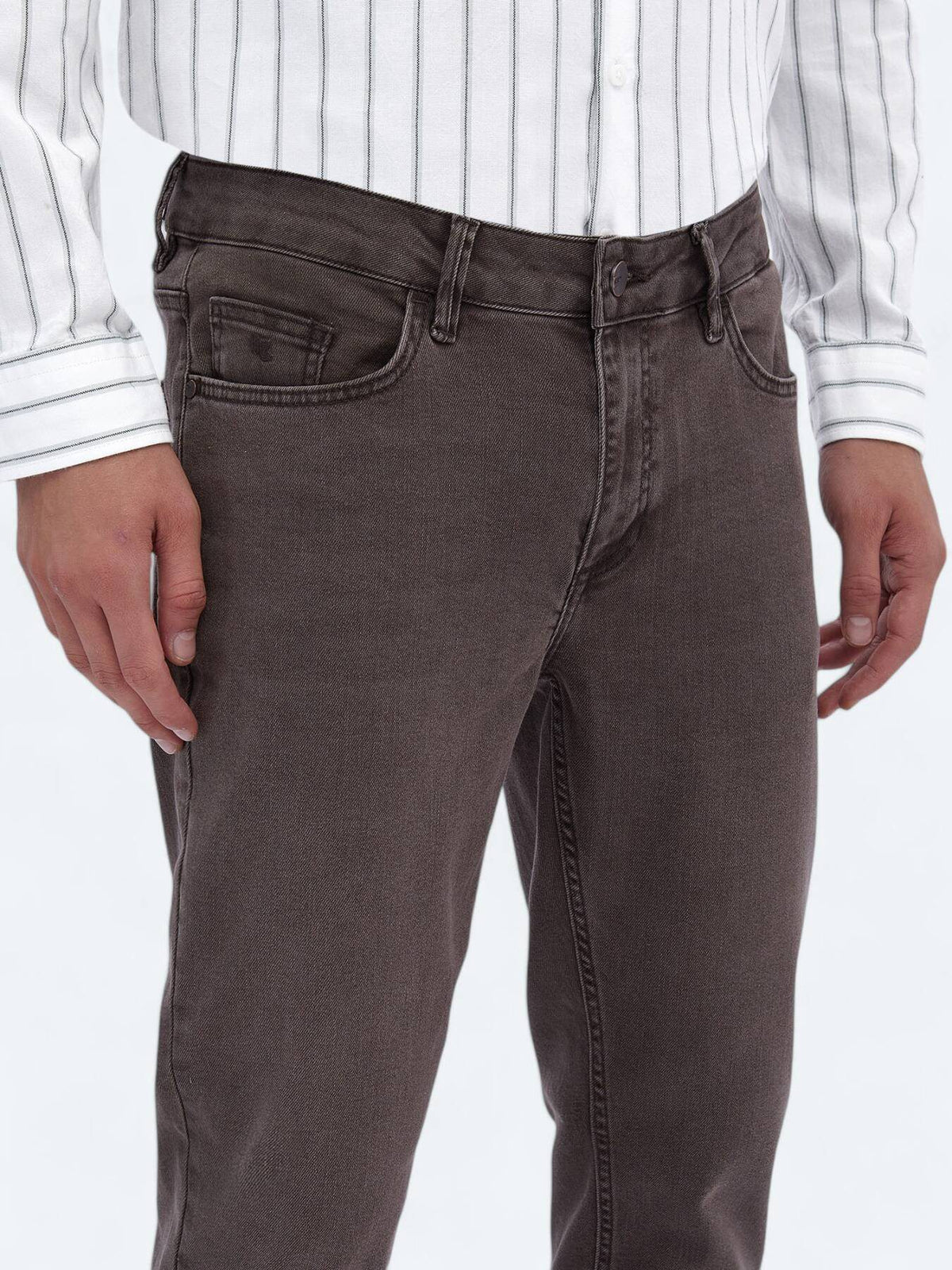 Braune Velours Slim Fit Jeanshose