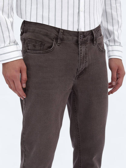 Braune Velours Slim Fit Jeanshose