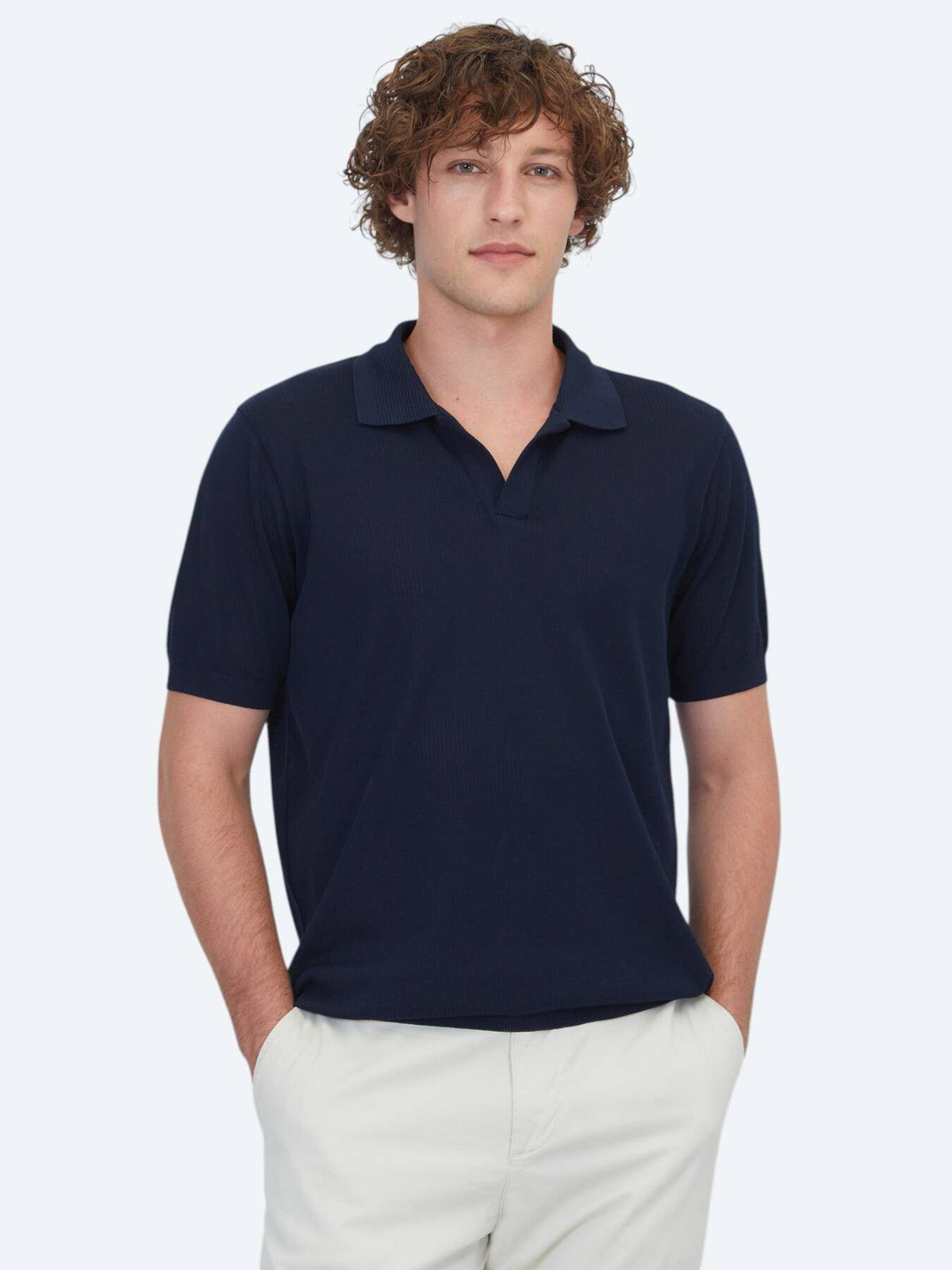 Marineblau gestreiftes 100% Baumwoll-T-Shirt