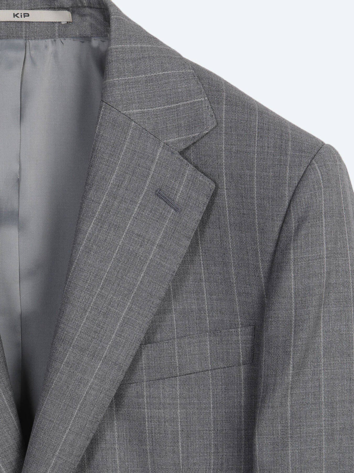 Grau Gestreifter Modern Fit Anzug aus Velours