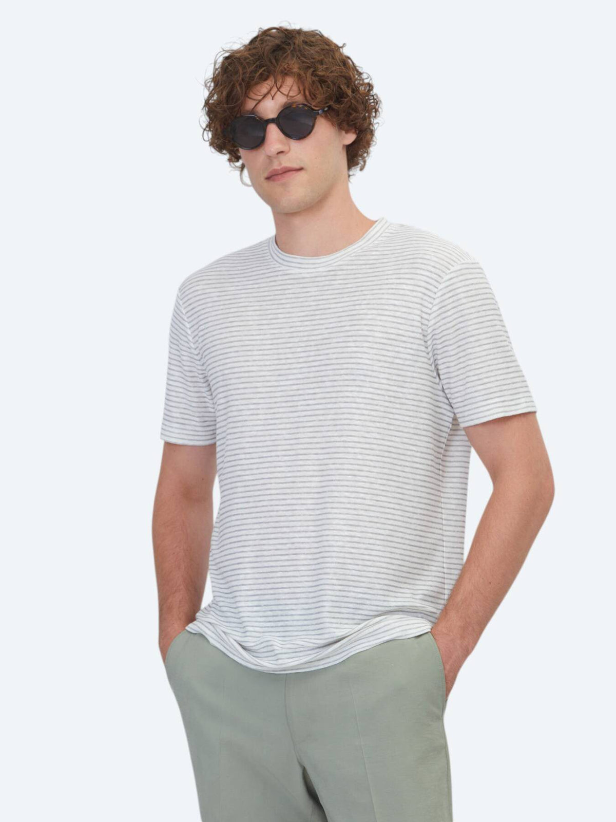 Grau Gestreiftes 100% Leinen T-Shirt