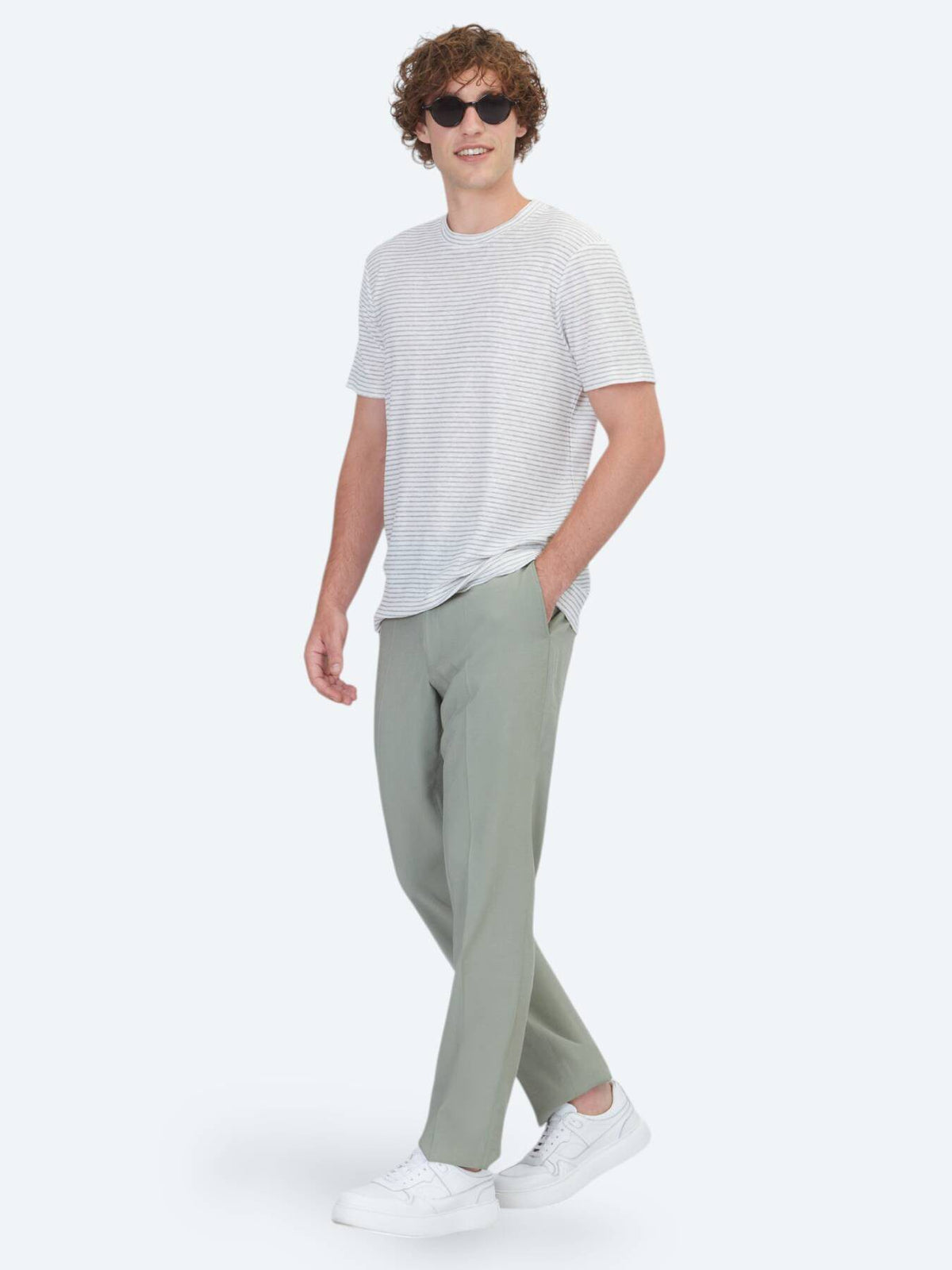 Grau Gestreiftes 100% Leinen T-Shirt