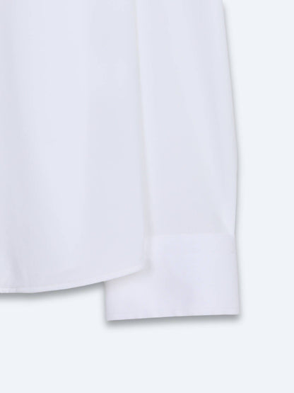 Weißes schlichtes Regular Fit Strickshirt