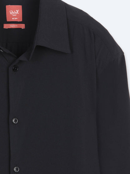 Schwarzes schlichtes Regular Fit Strickshirt