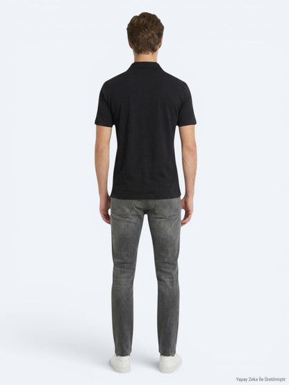 Schwarzes Baumwoll-Misch-T-Shirt