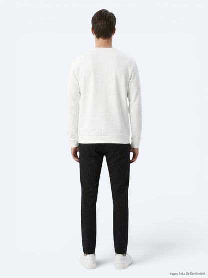 Weißes schlichtes Sweatshirt