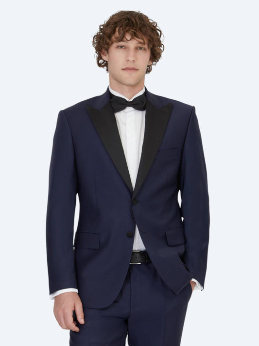 Saks Schlichtes Slim Fit Tuxedo aus Velours