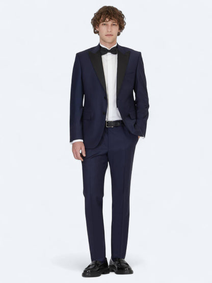 Saks Schlichtes Slim Fit Tuxedo aus Velours