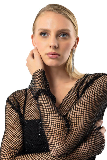 Kleid mit funkelnden Steinen