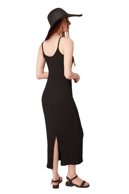 Kleid mit dünnen Trägern