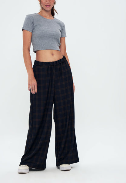 Trousers - Navy blue check