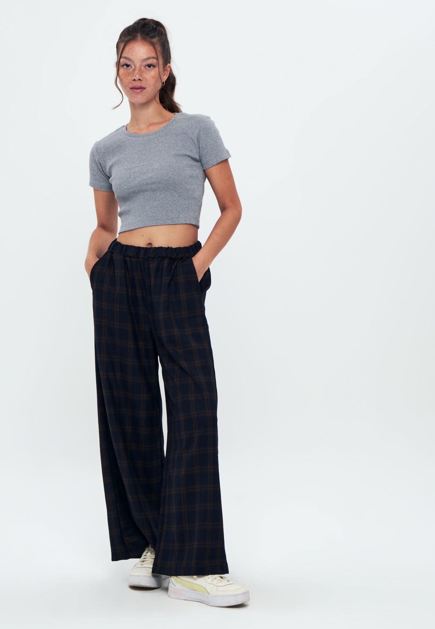 Trousers - Navy blue check