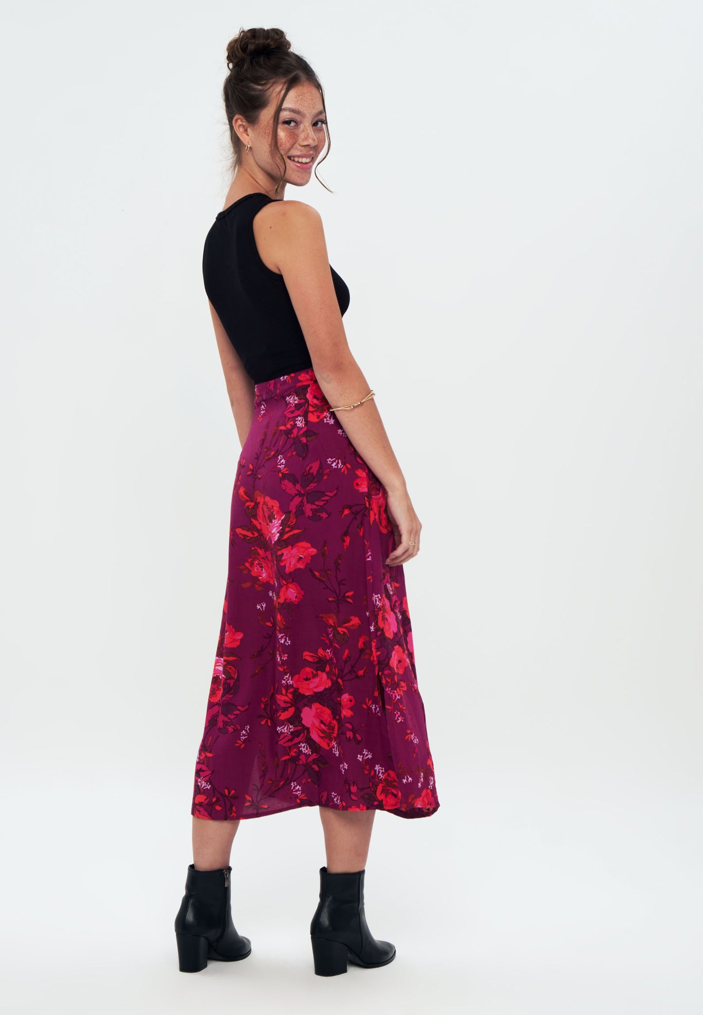 Herita Printed Long Slit Skirt Fuchsia floral