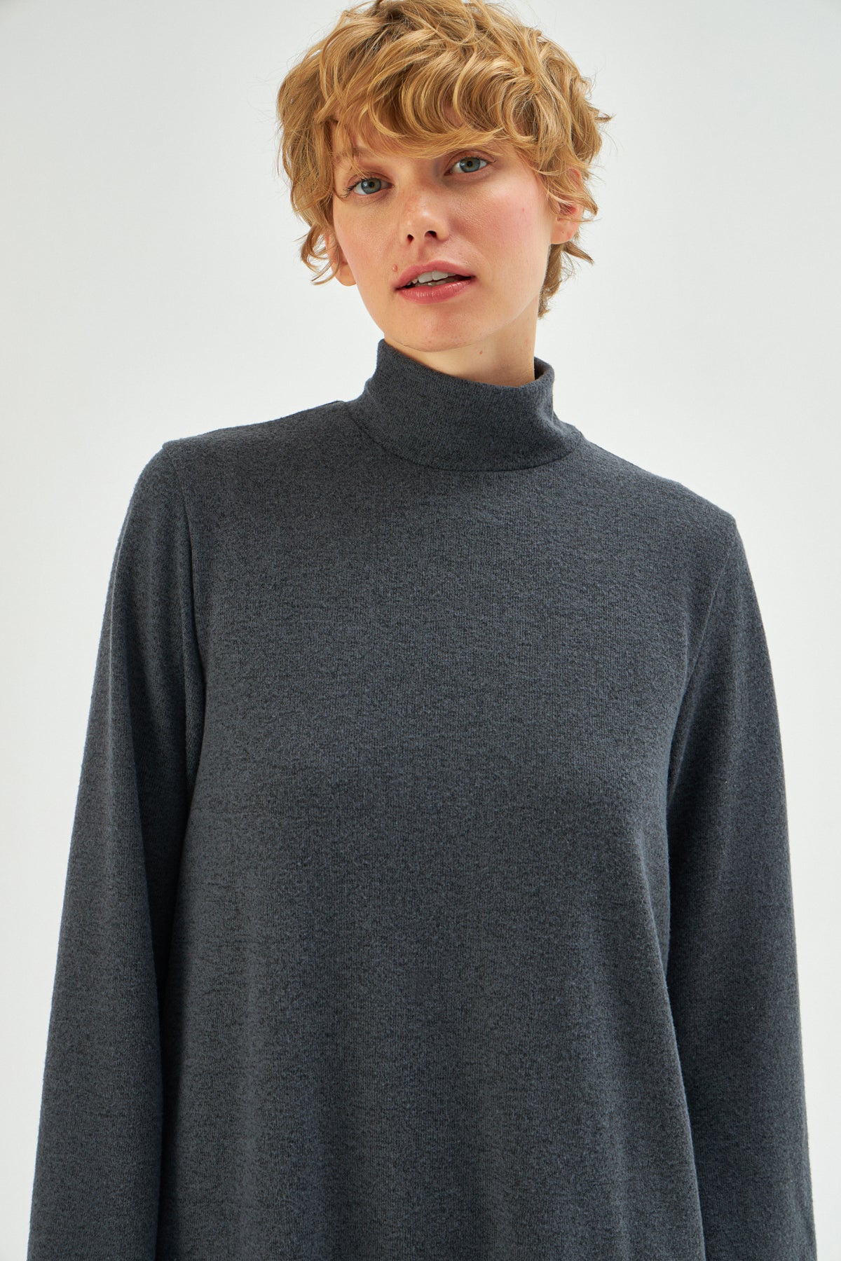 MUNI MUNI - Regular Cut Tunic - dark grey