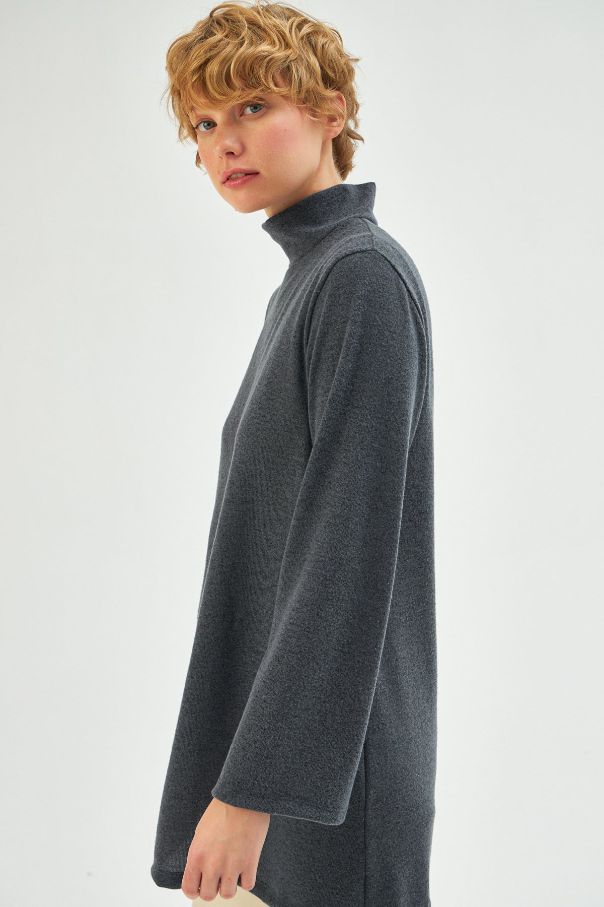 MUNI MUNI - Regular Cut Tunic - dark grey