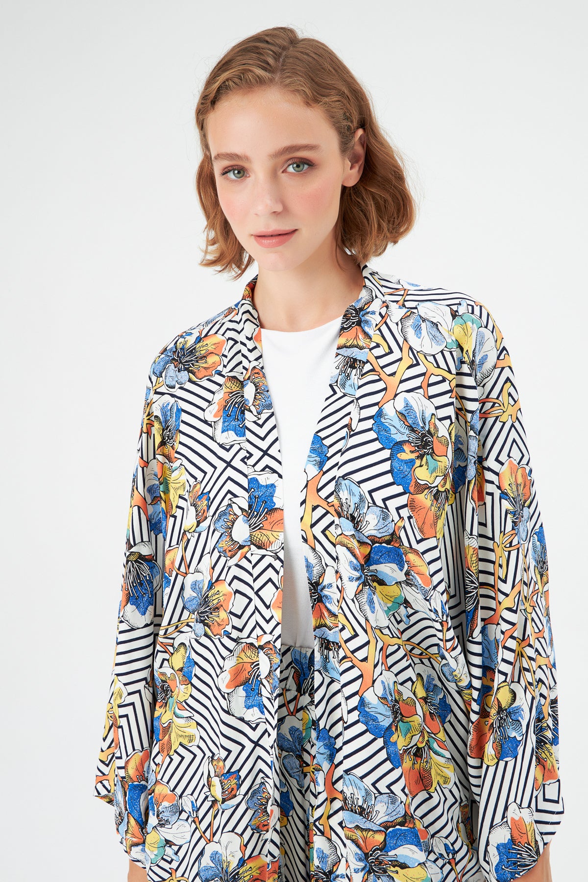 MUNI MUNI - Printed Kimono Top - ecru blue