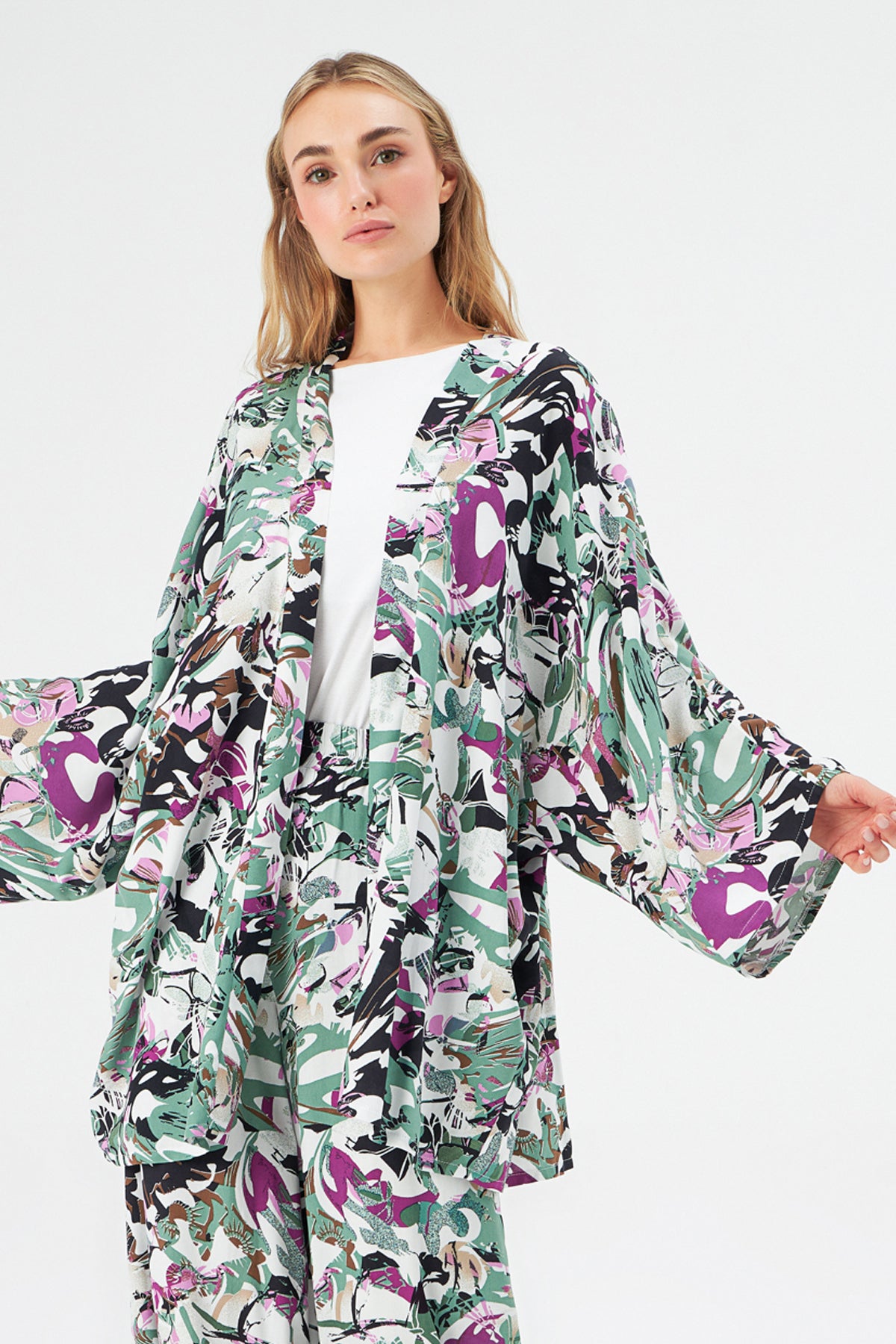 MUNI MUNI - Printed Kimono Top - ecru green