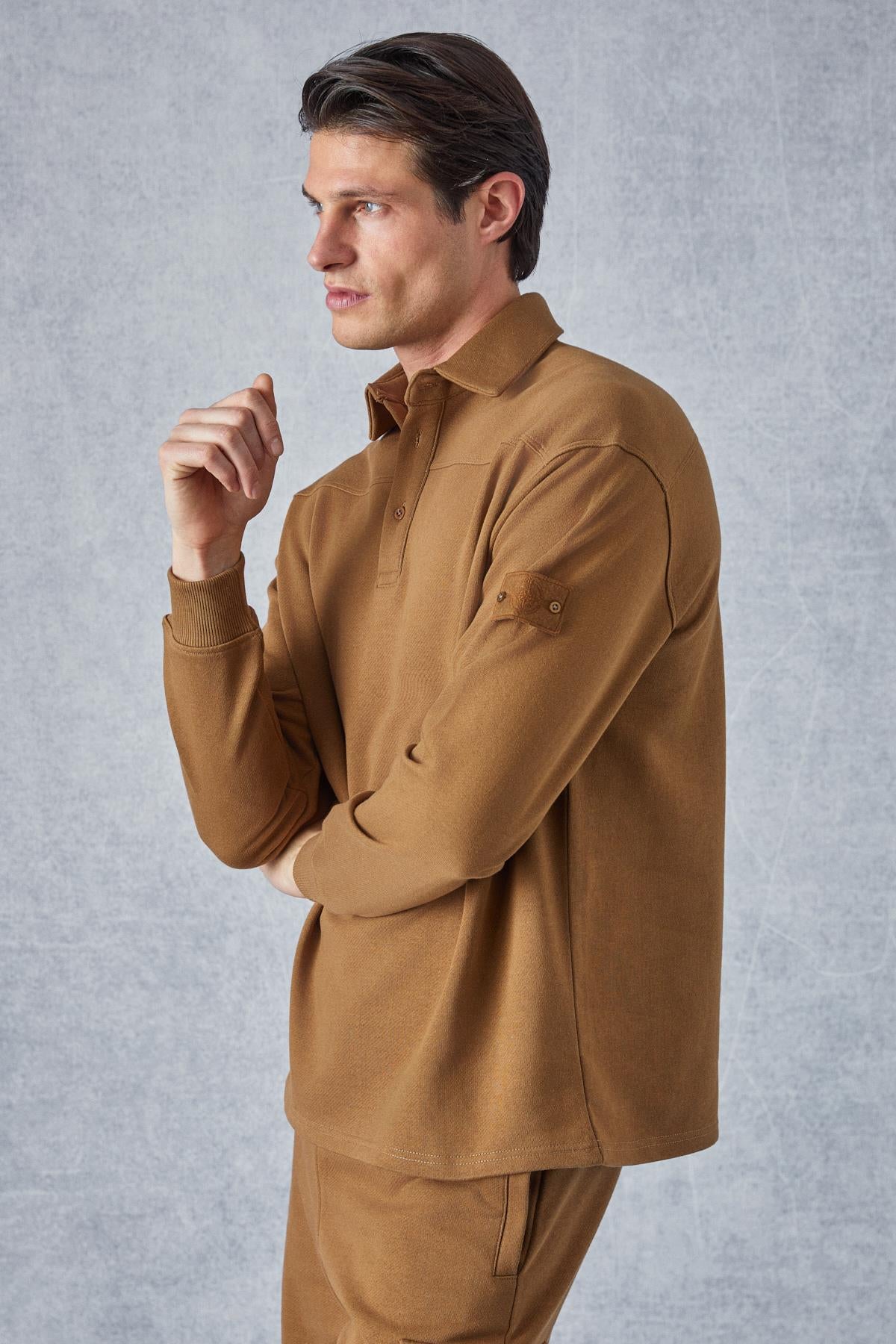 GRIMELANGE AATROX Herren Polo-Kragen Sweatshirt Dunkelbraun