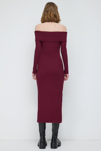 Schulterfreies Cord-Midikleid